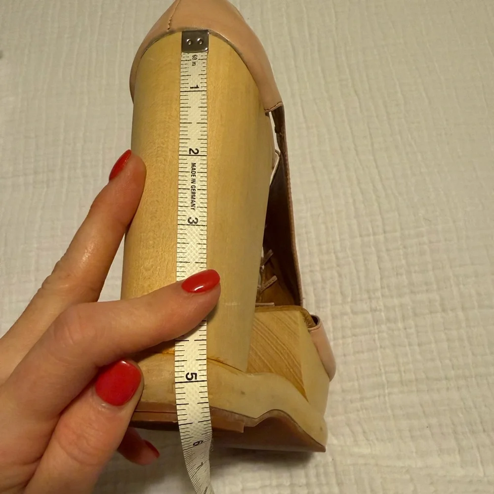 [JEFFREY CAMPBELL] Benched Cutout Platform in Light Pink/Nude Leather - Picture 11 of 11